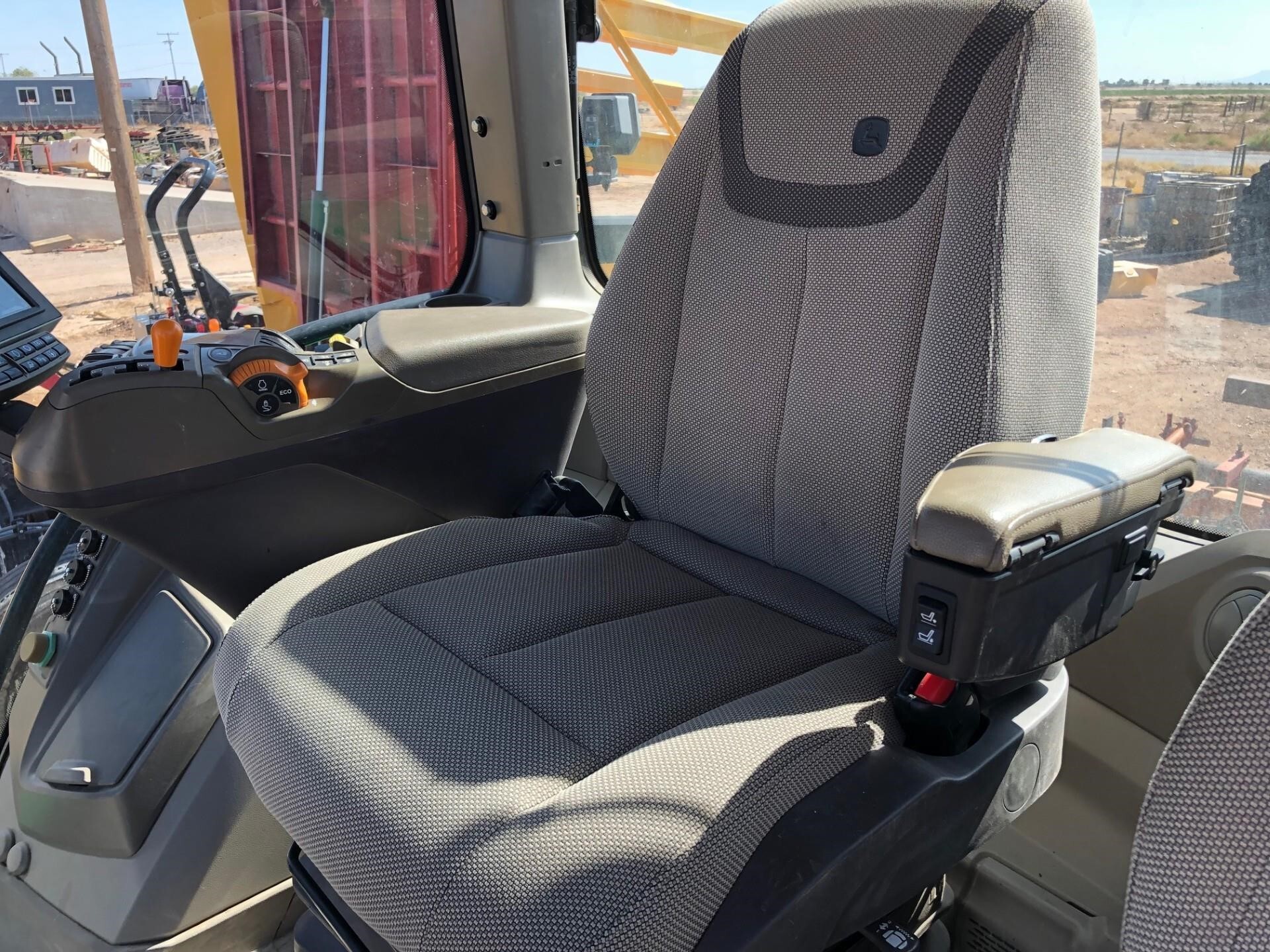 2022 John Deere 8R 280 Tractor