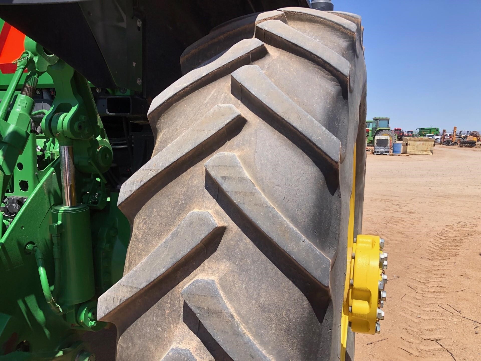 2022 John Deere 8R 280 Tractor