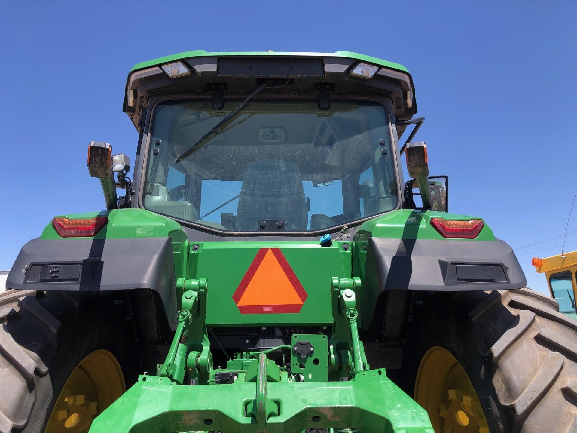 2022 John Deere 8R 280 Tractor