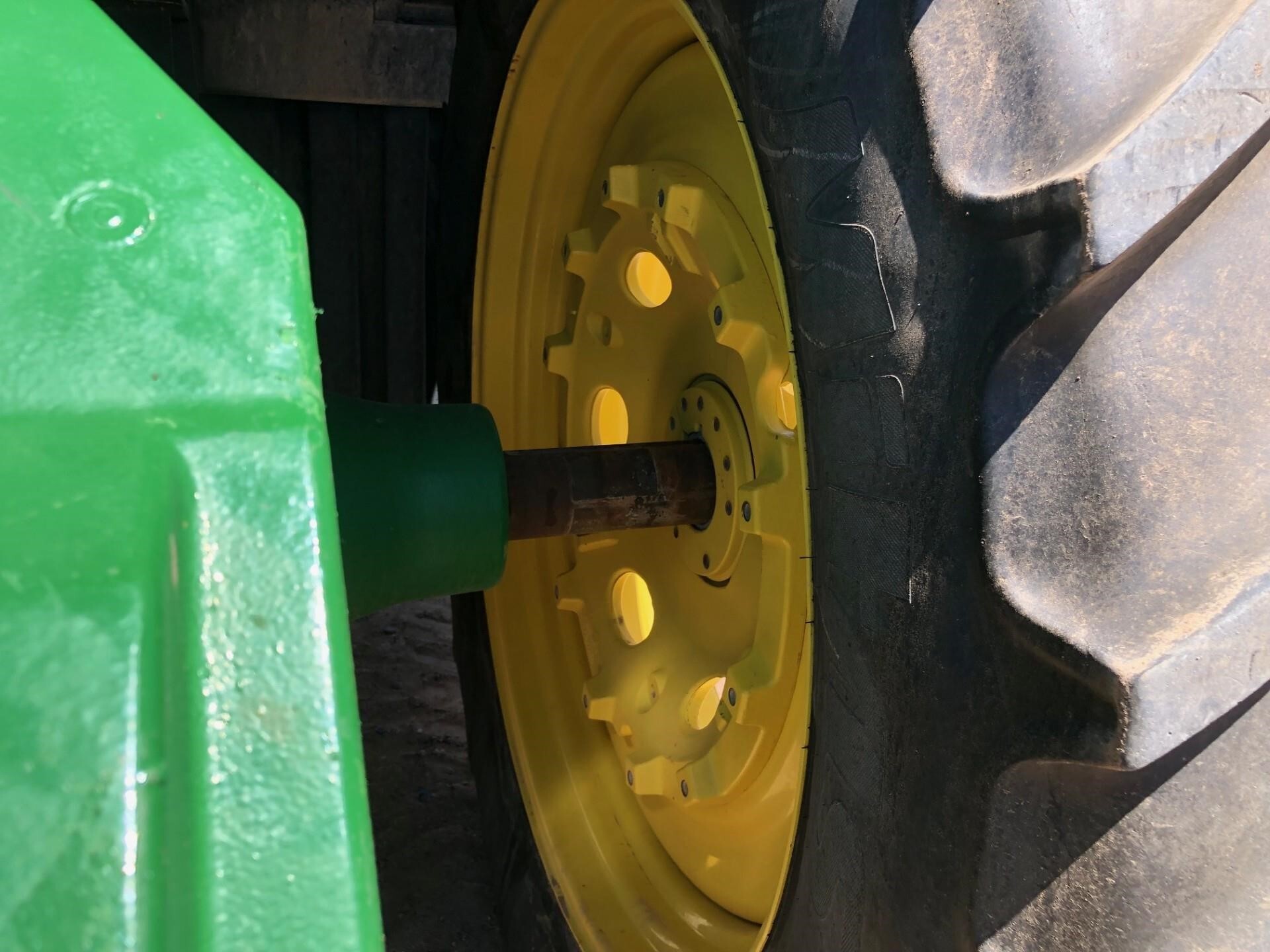 2022 John Deere 8R 280 Tractor