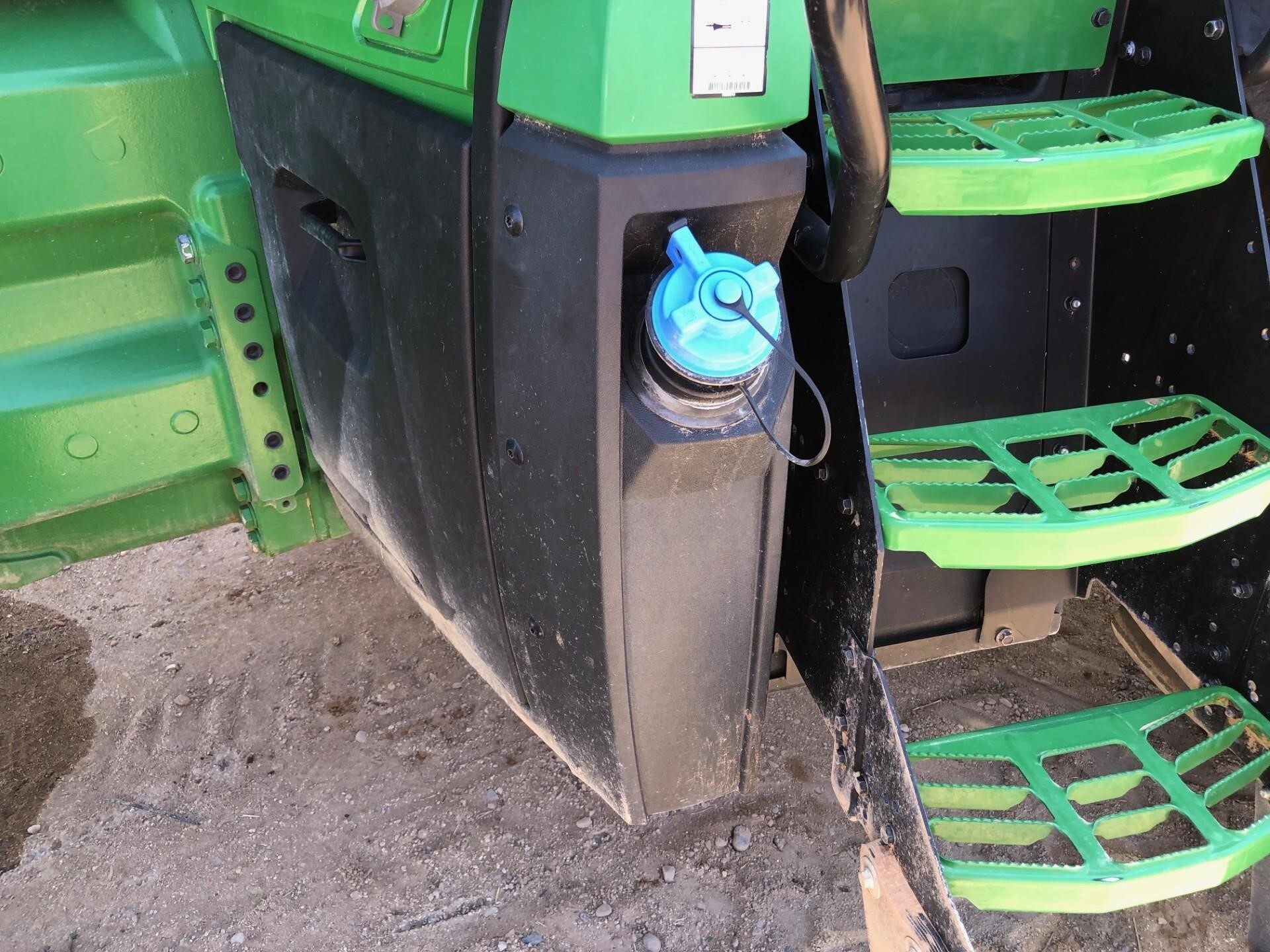 2022 John Deere 8R 280 Tractor