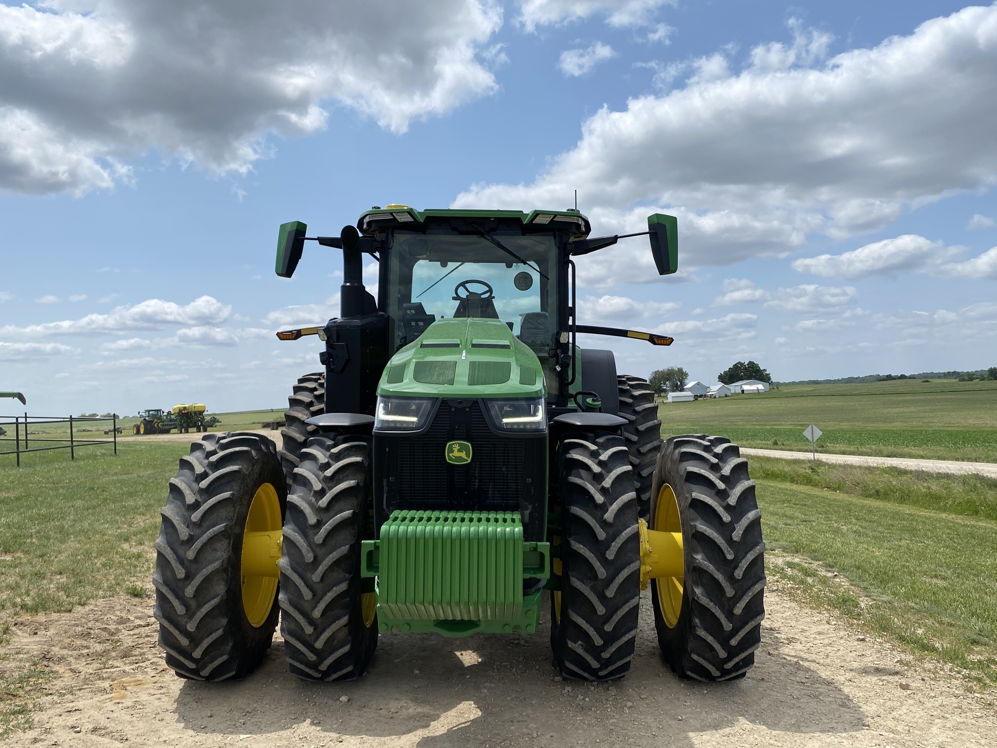 2024 John Deere 8R 370 Tractor