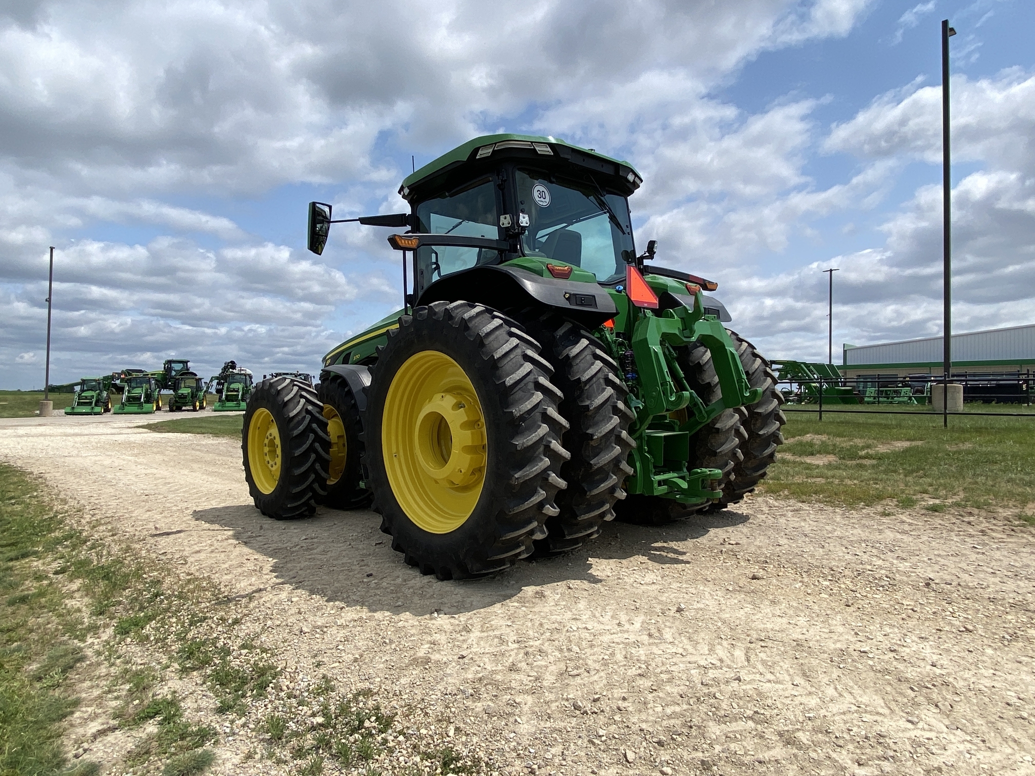 2024 John Deere 8R 370 Tractor