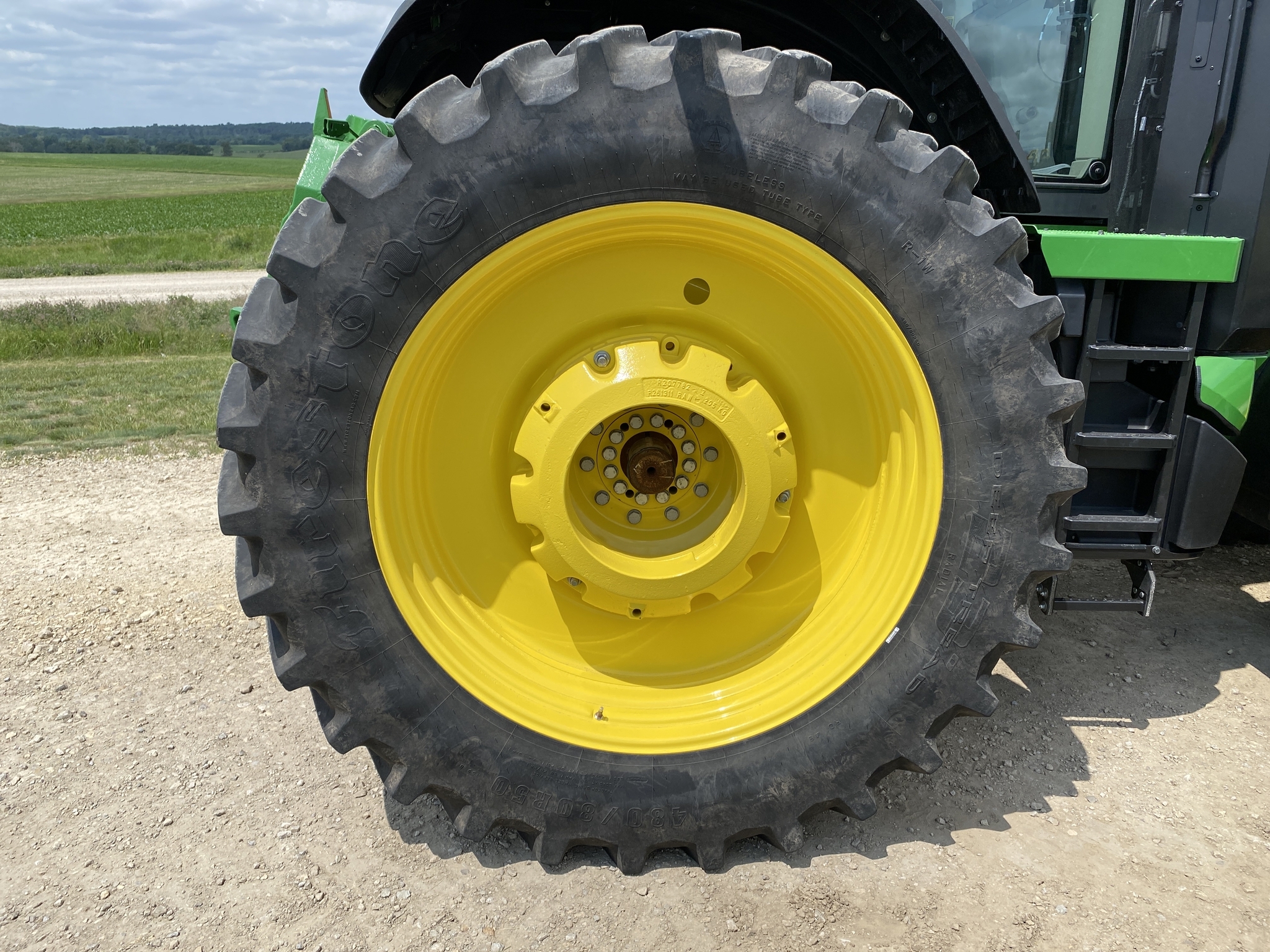 2024 John Deere 8R 370 Tractor