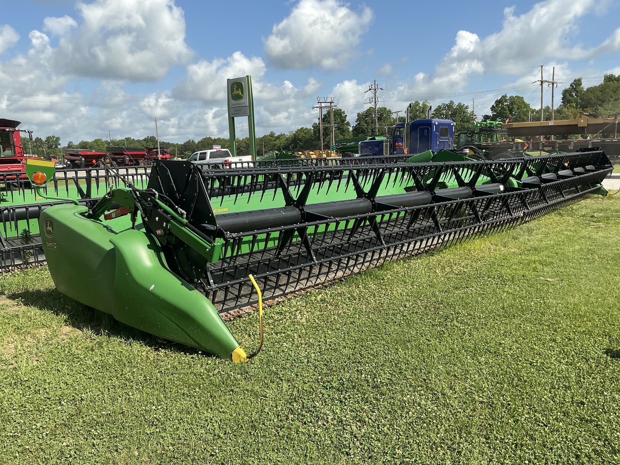 2020 John Deere 745FD Platform