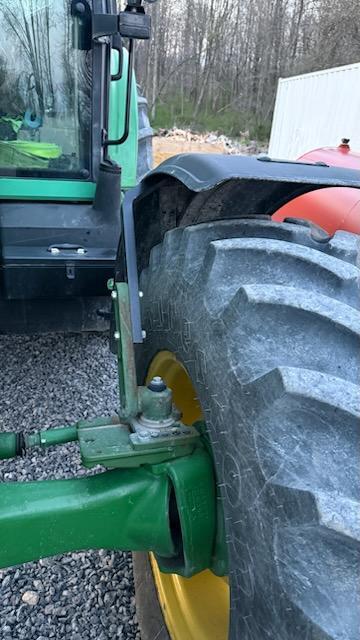 2007 John Deere 7220 Tractor