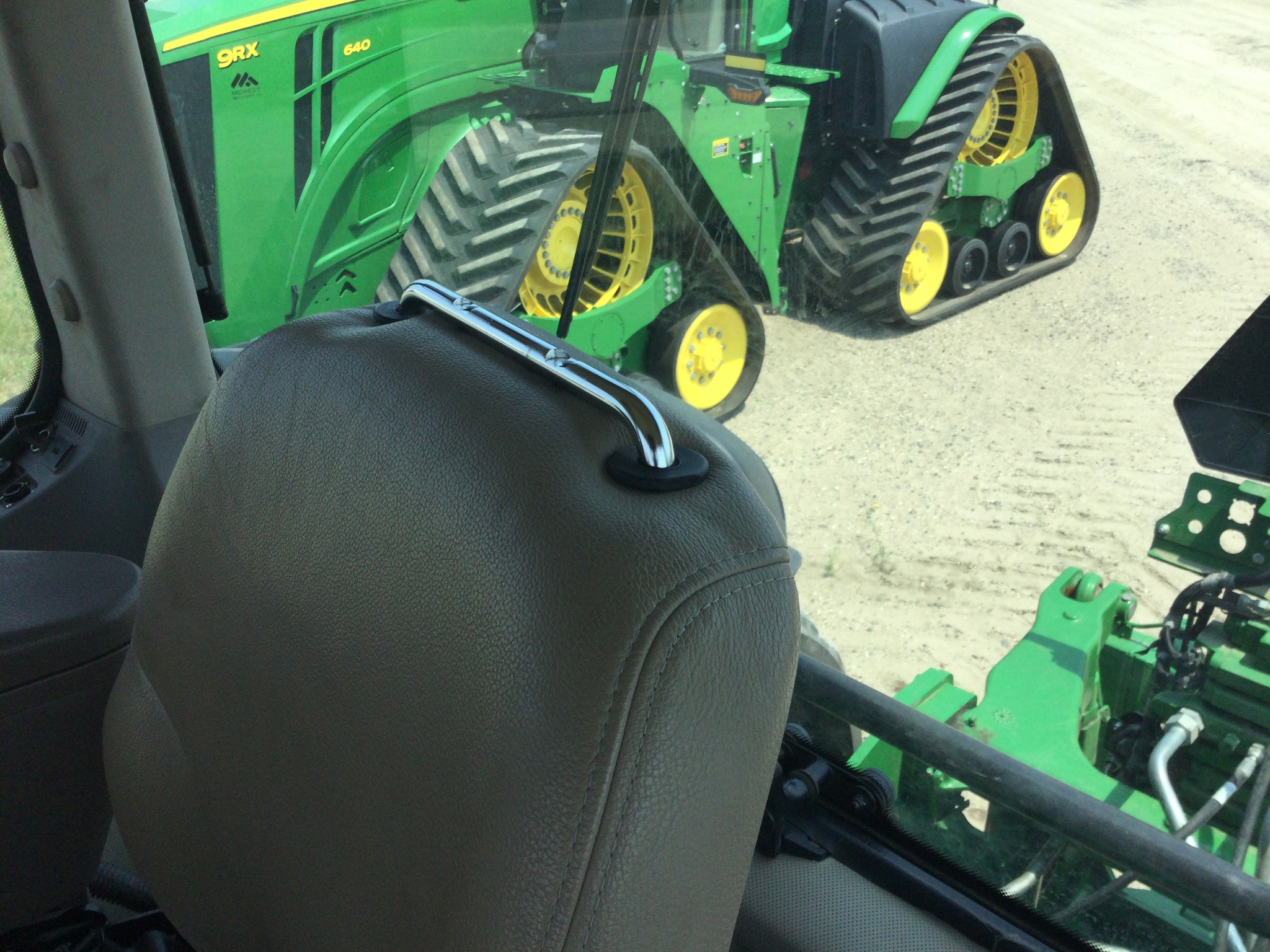 2021 John Deere 9570RT Tractor