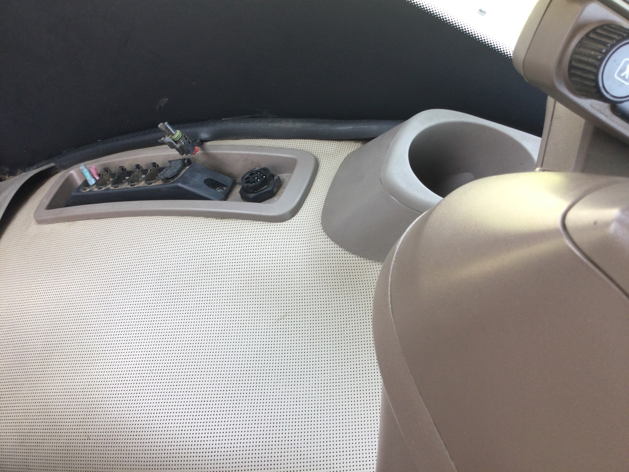 2021 John Deere 9570RT Tractor