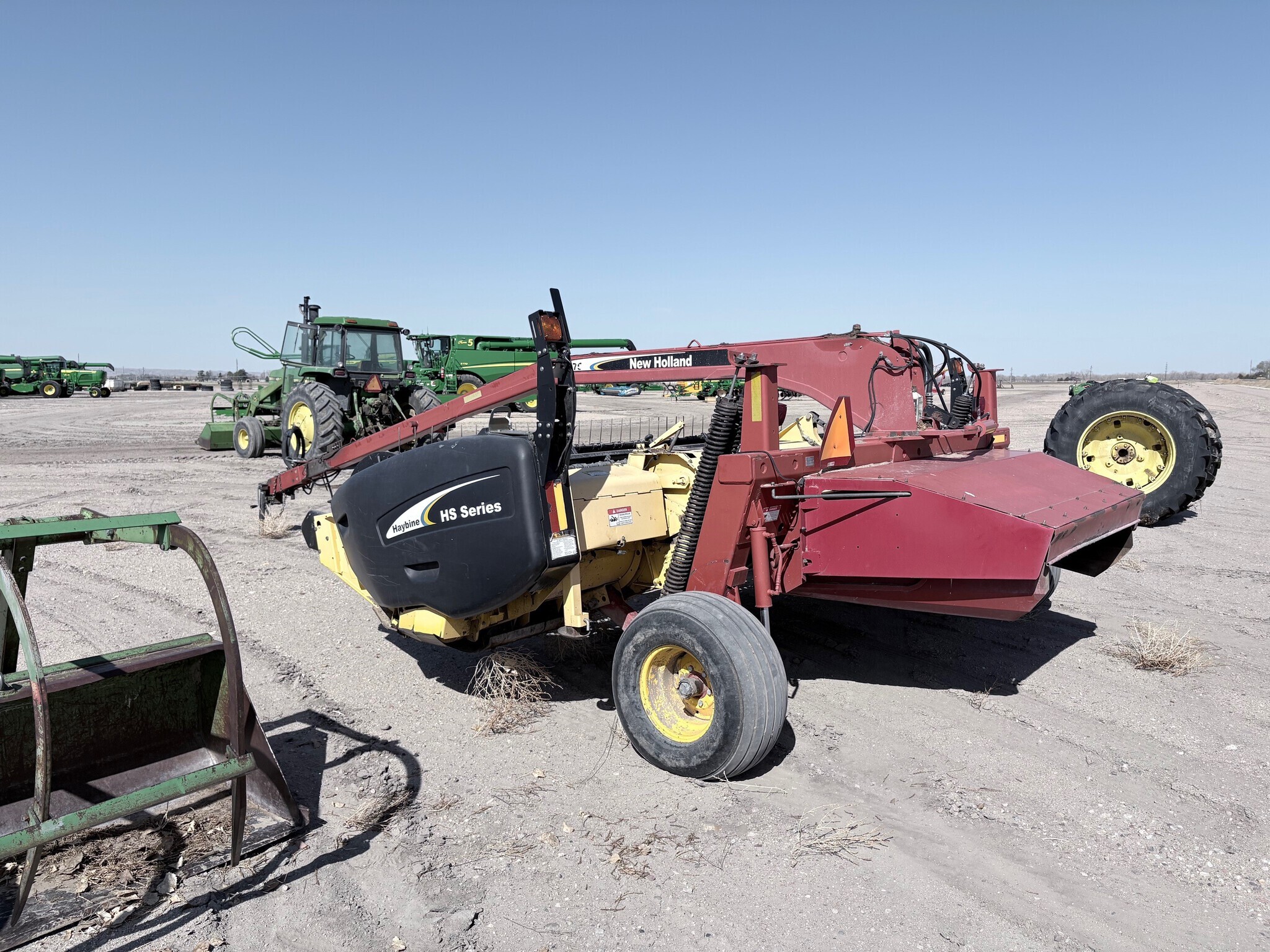 2004 New Holland 1475 Mower Conditioner