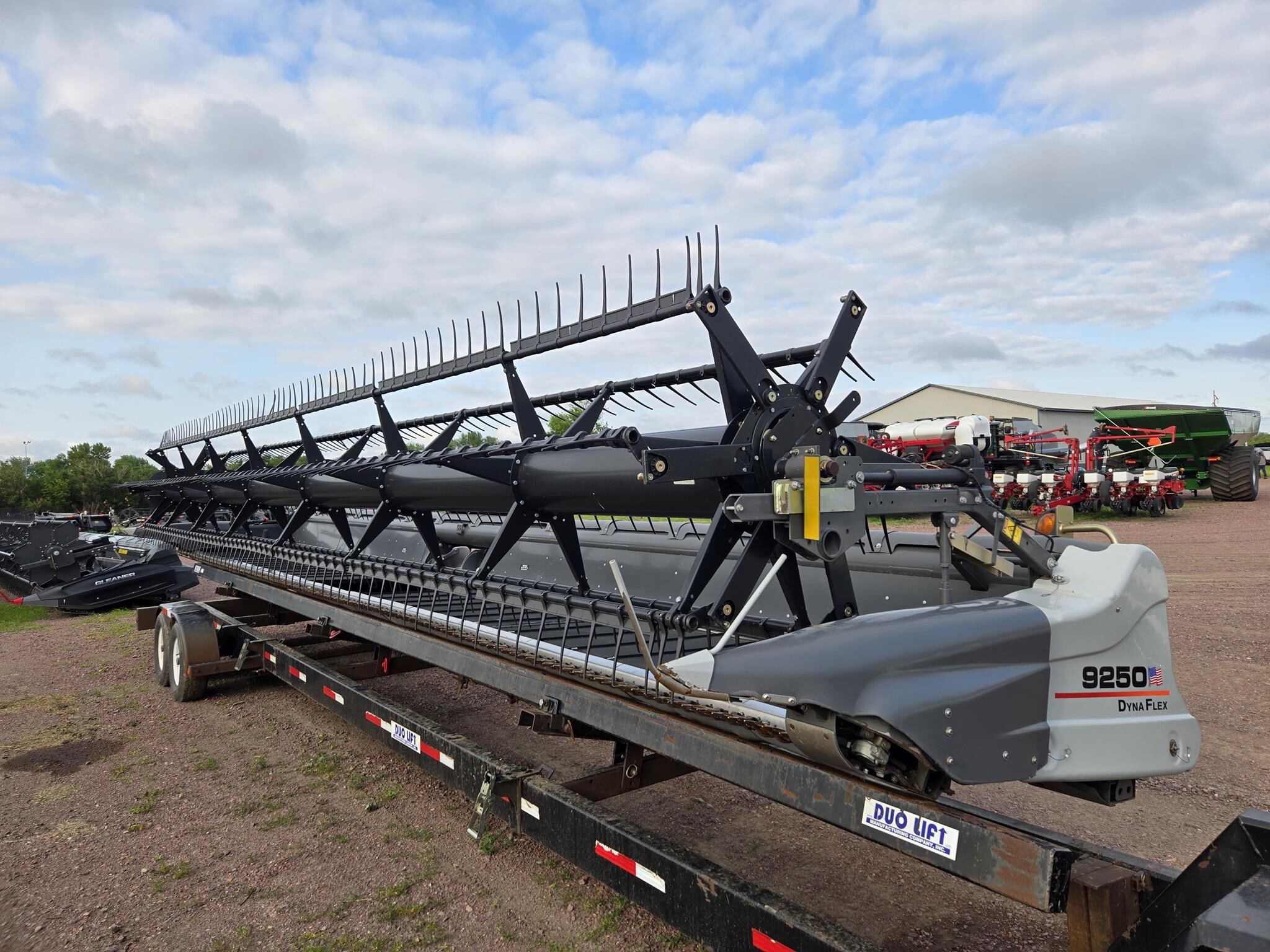 2014 Gleaner 9250 Platform