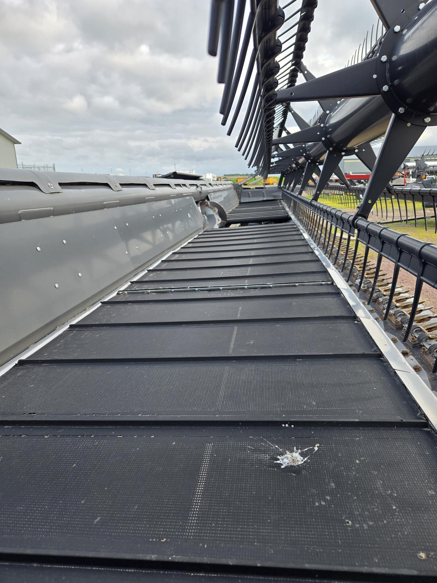 2014 Gleaner 9250 Platform