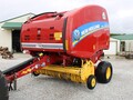 2015 New Holland Roll-Belt 450 Round Baler