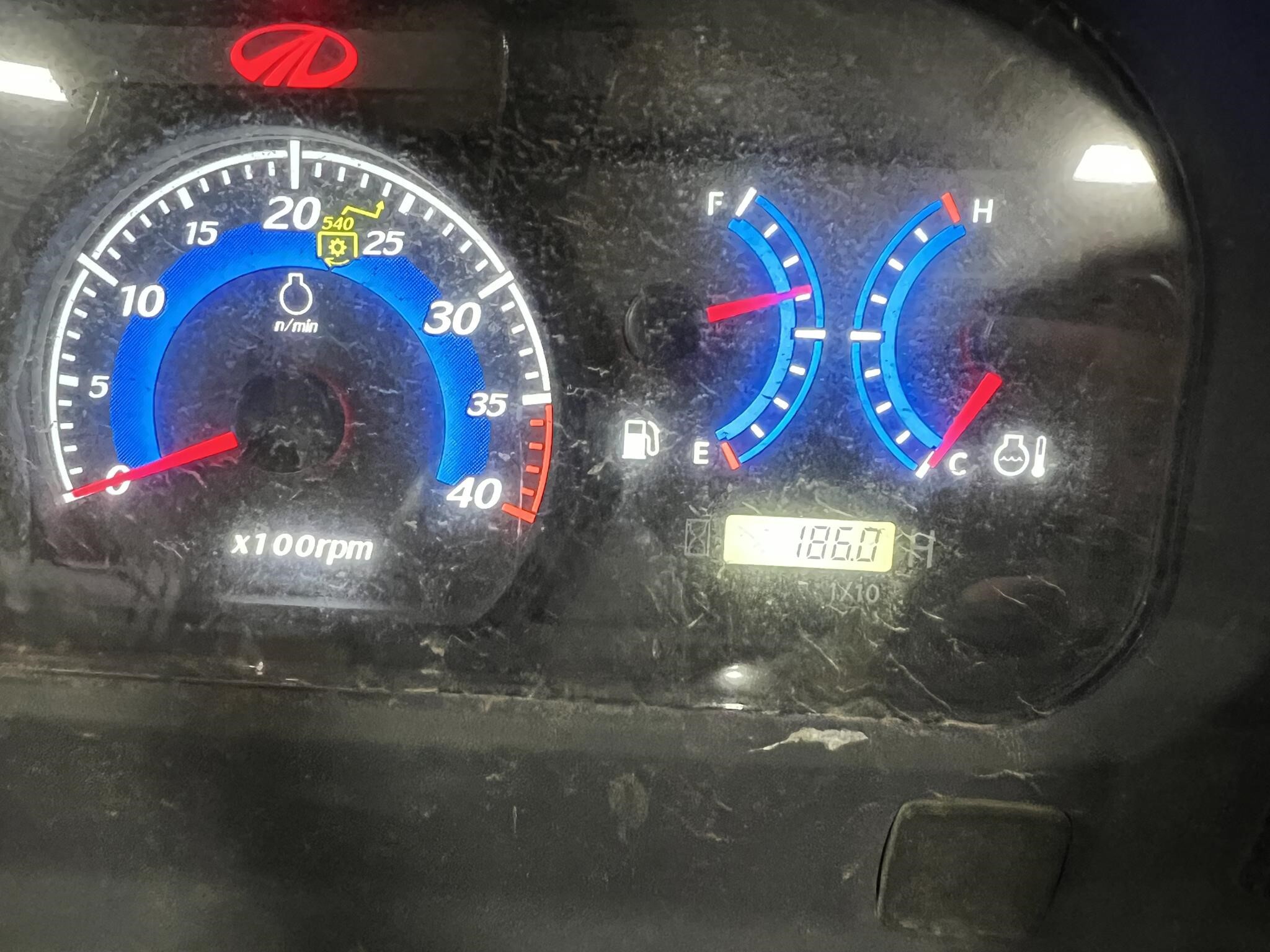 2021 Mahindra 2638 HST Tractor