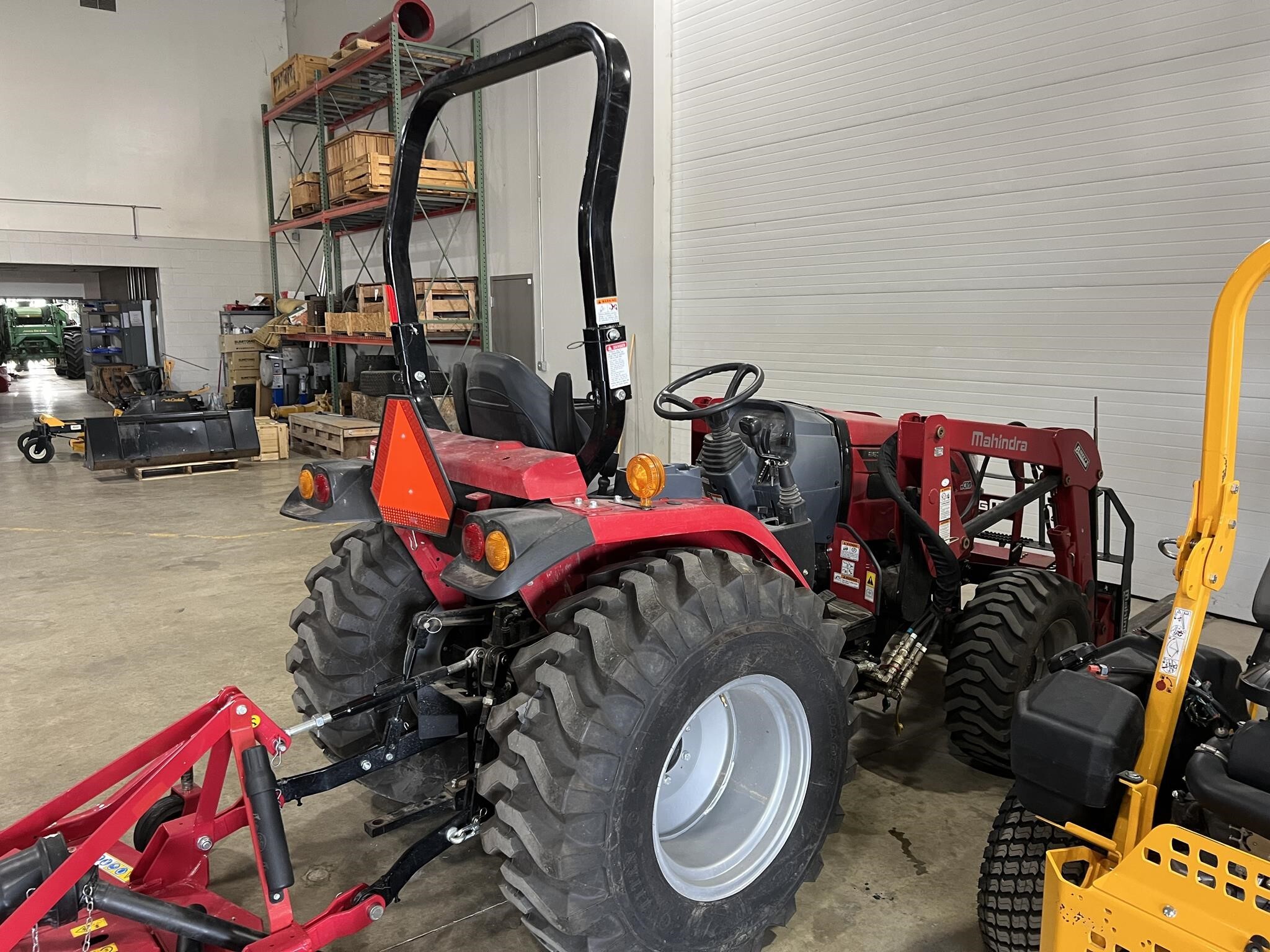 2021 Mahindra 2638 HST Tractor