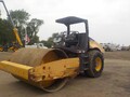 2015 Volvo SD115 Compacting and Paving