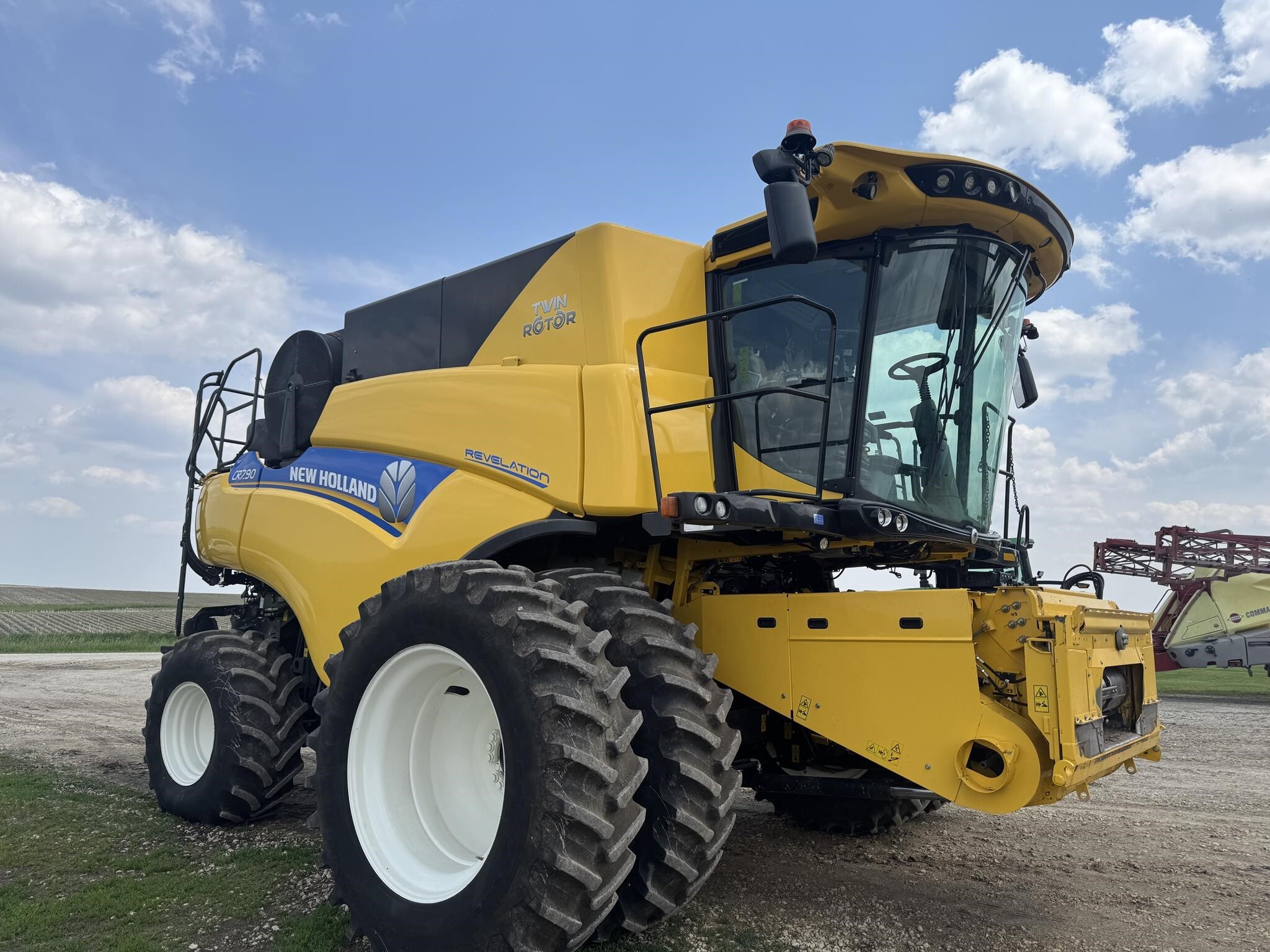 2018 New Holland CR7.90 REVELATION Combine