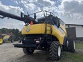 2018 New Holland CR7.90 REVELATION Combine