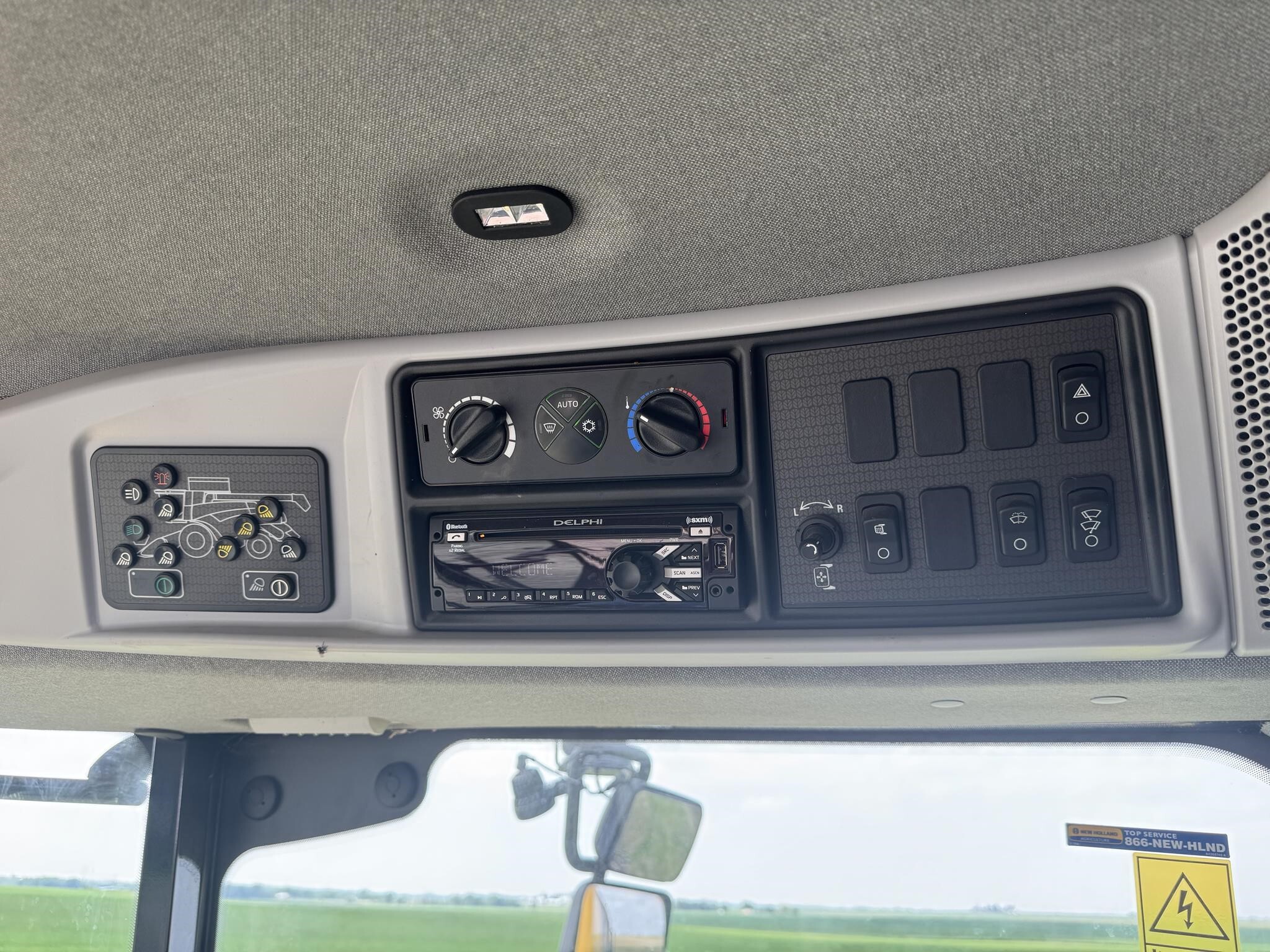 2018 New Holland CR7.90 REVELATION Combine