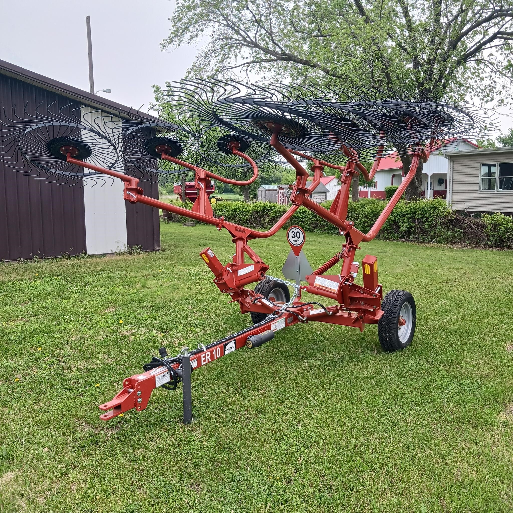 2022 Rhino ER10 Rake