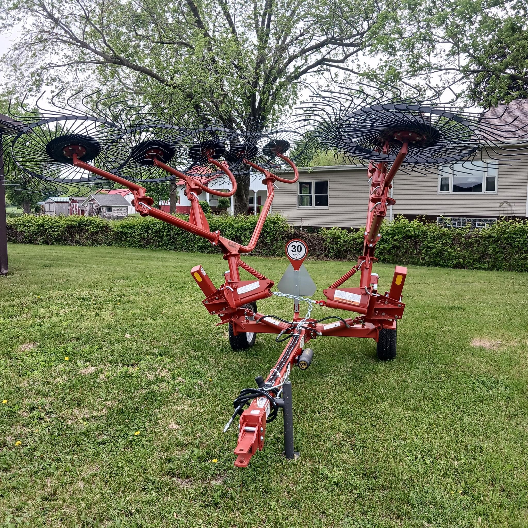 2022 Rhino ER10 Rake