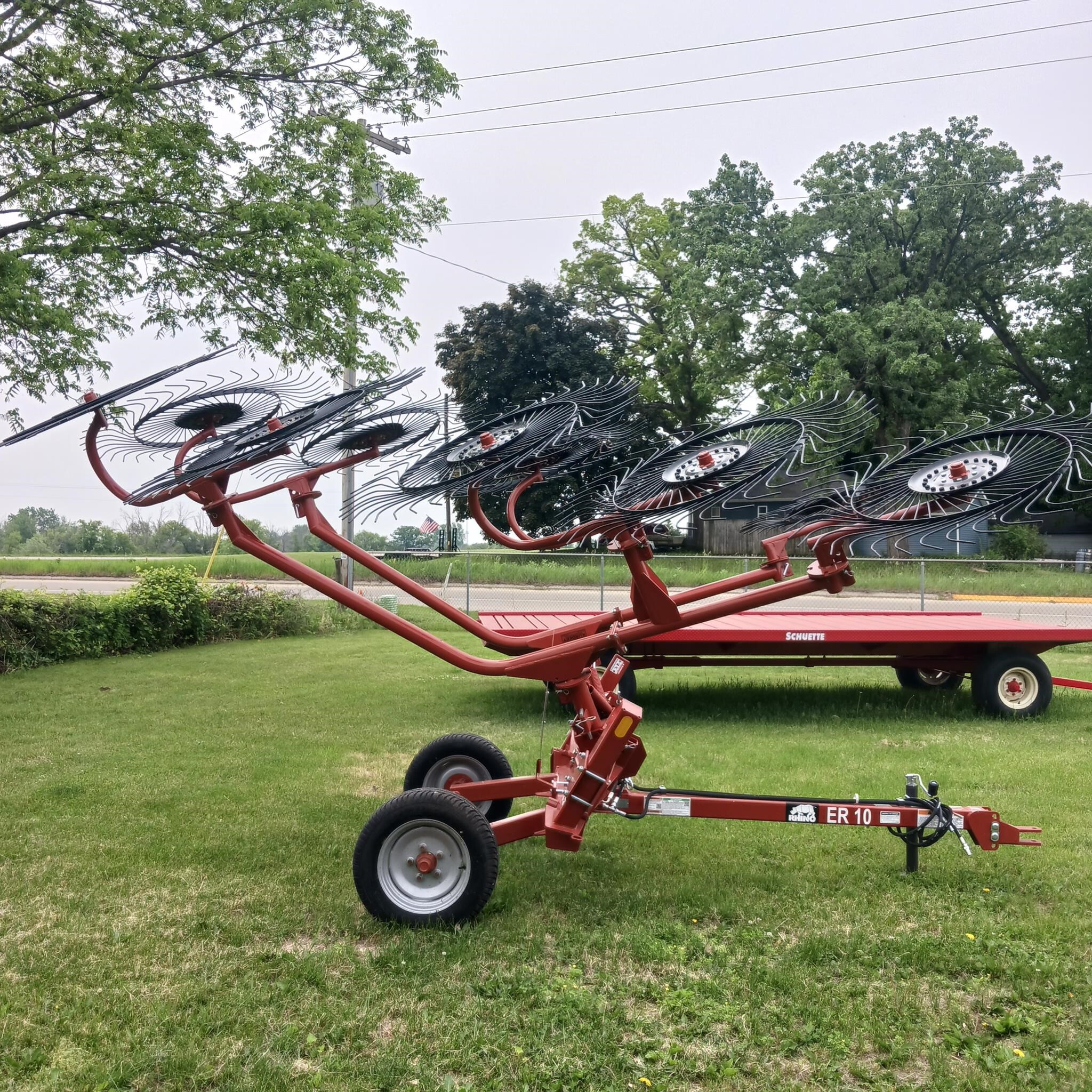 2022 Rhino ER10 Rake