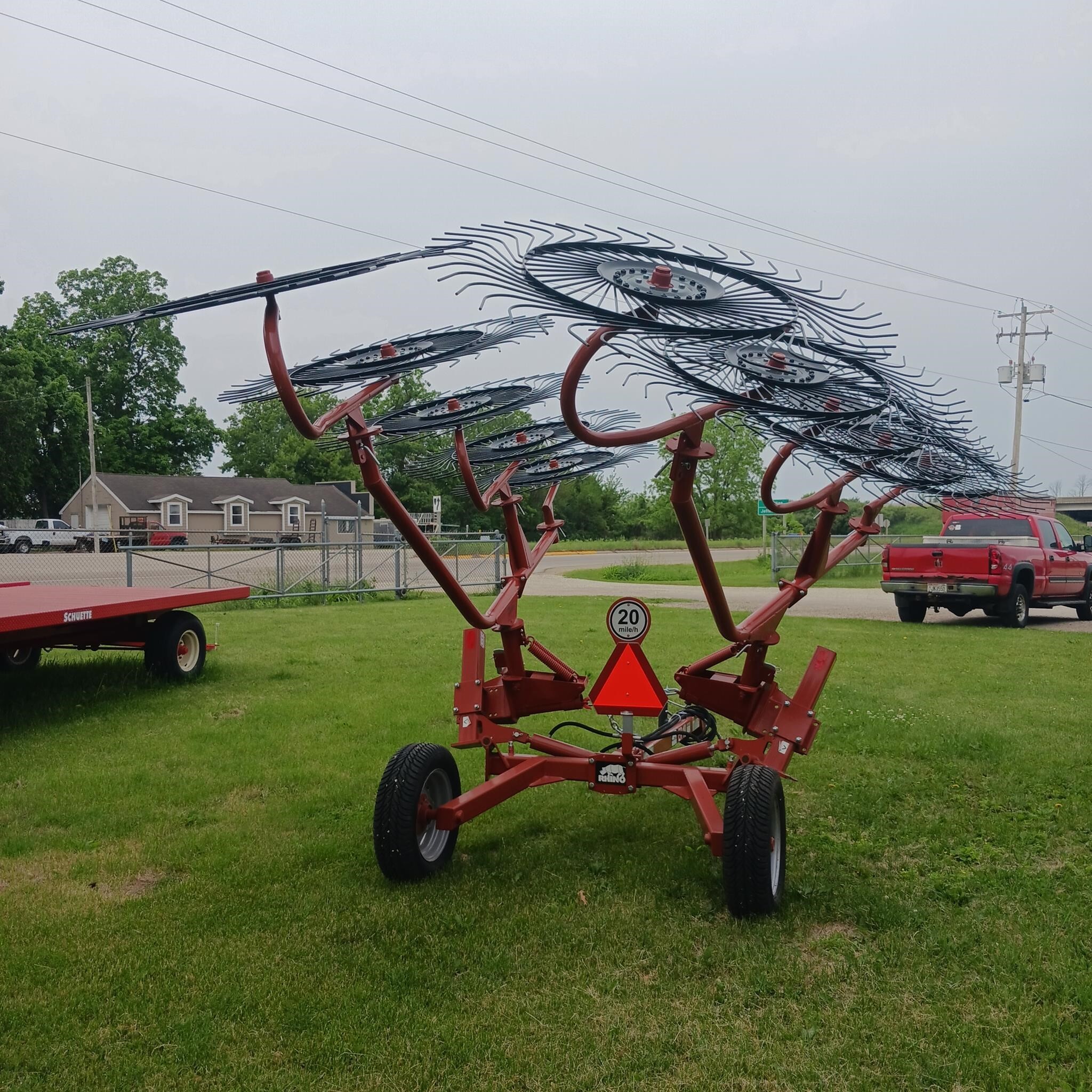 2022 Rhino ER10 Rake