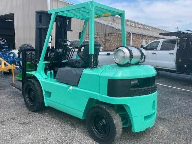 1999 Mitsubishi FG35 Forklift