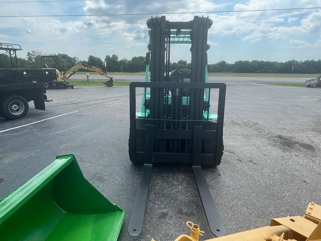 1999 Mitsubishi FG35 Forklift