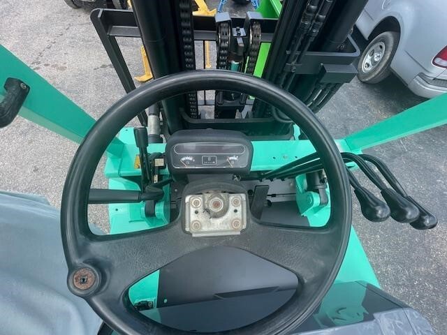 1999 Mitsubishi FG35 Forklift