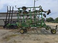 2004 John Deere 2210 Field Cultivator