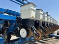 2009 Kinze 3660 Planter