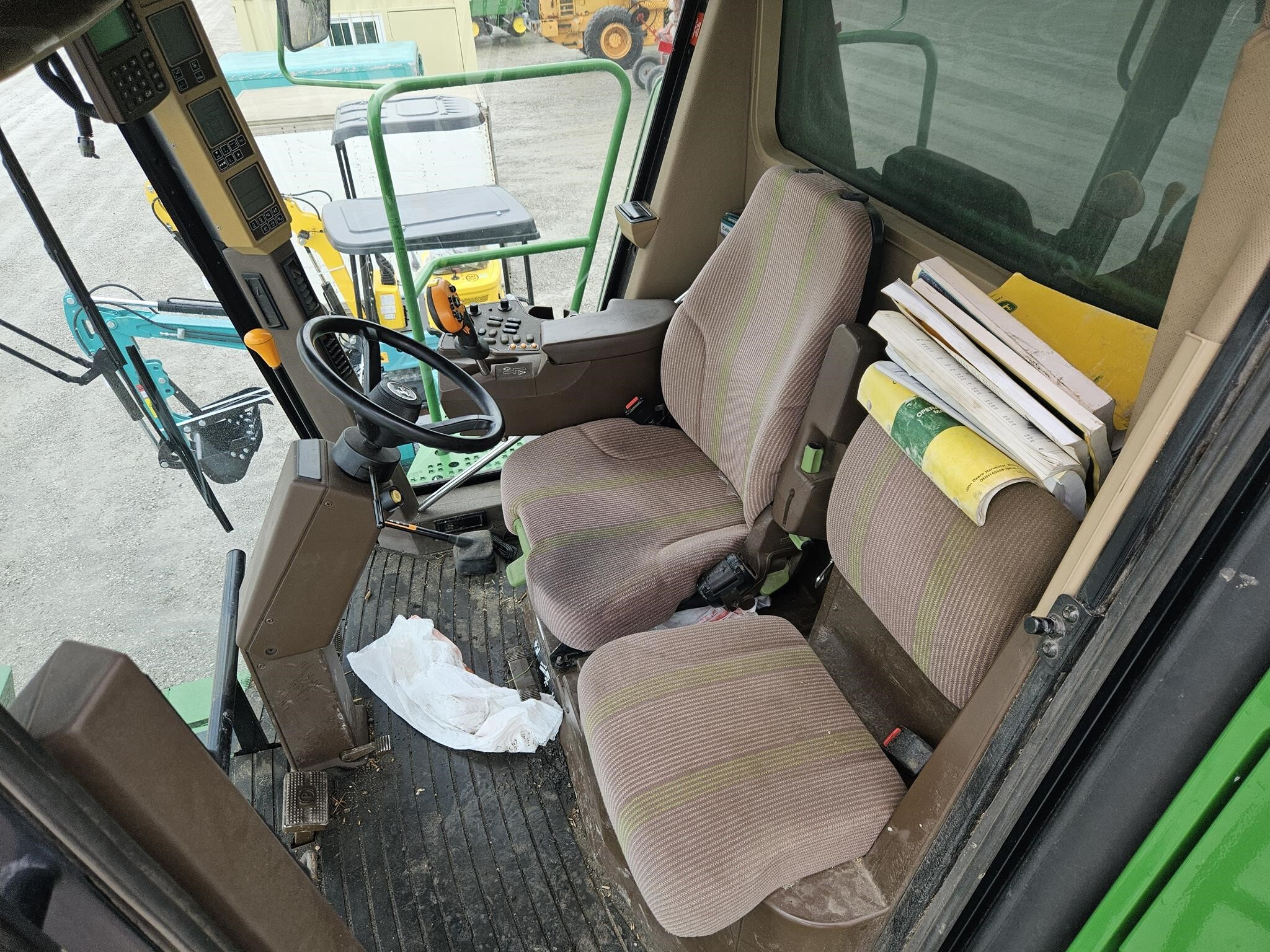 2003 John Deere 9550 Combine