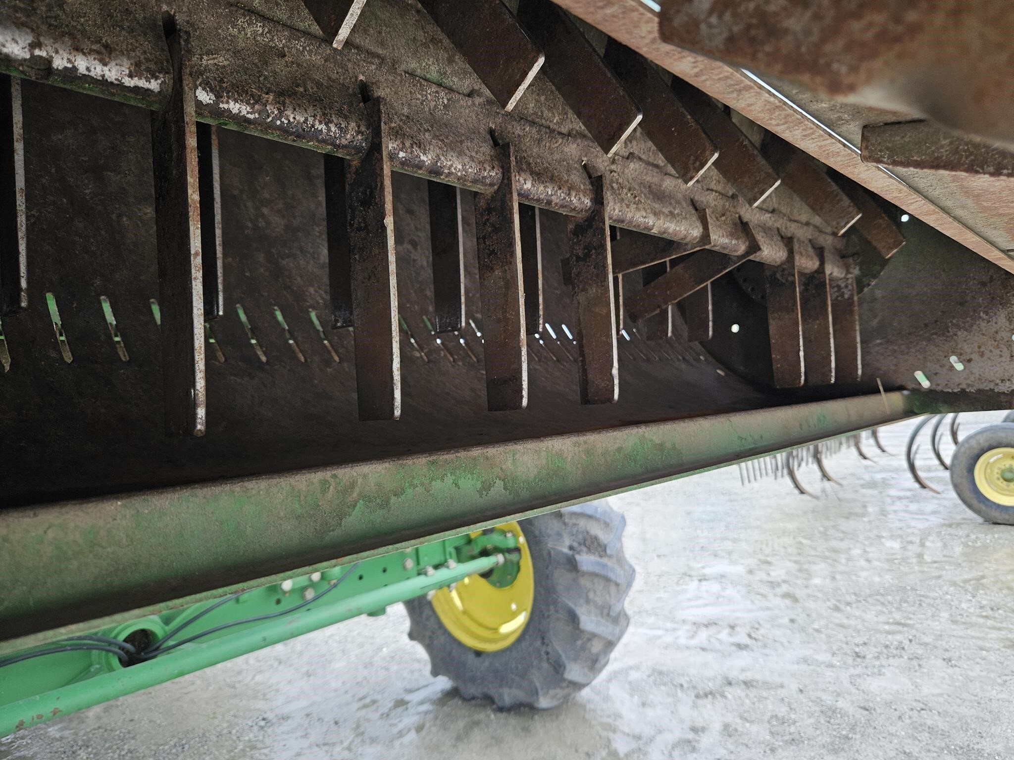 2003 John Deere 9550 Combine