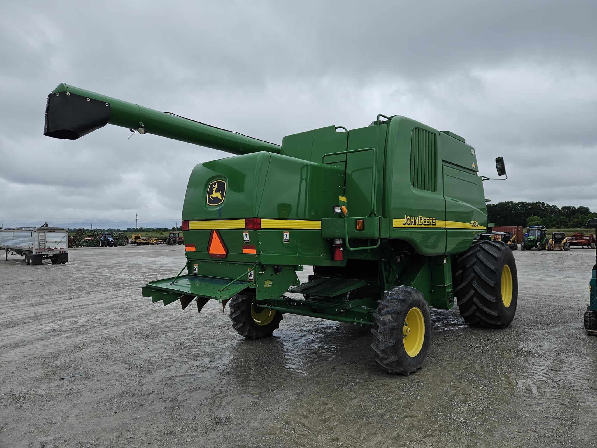 2003 John Deere 9550 Combine