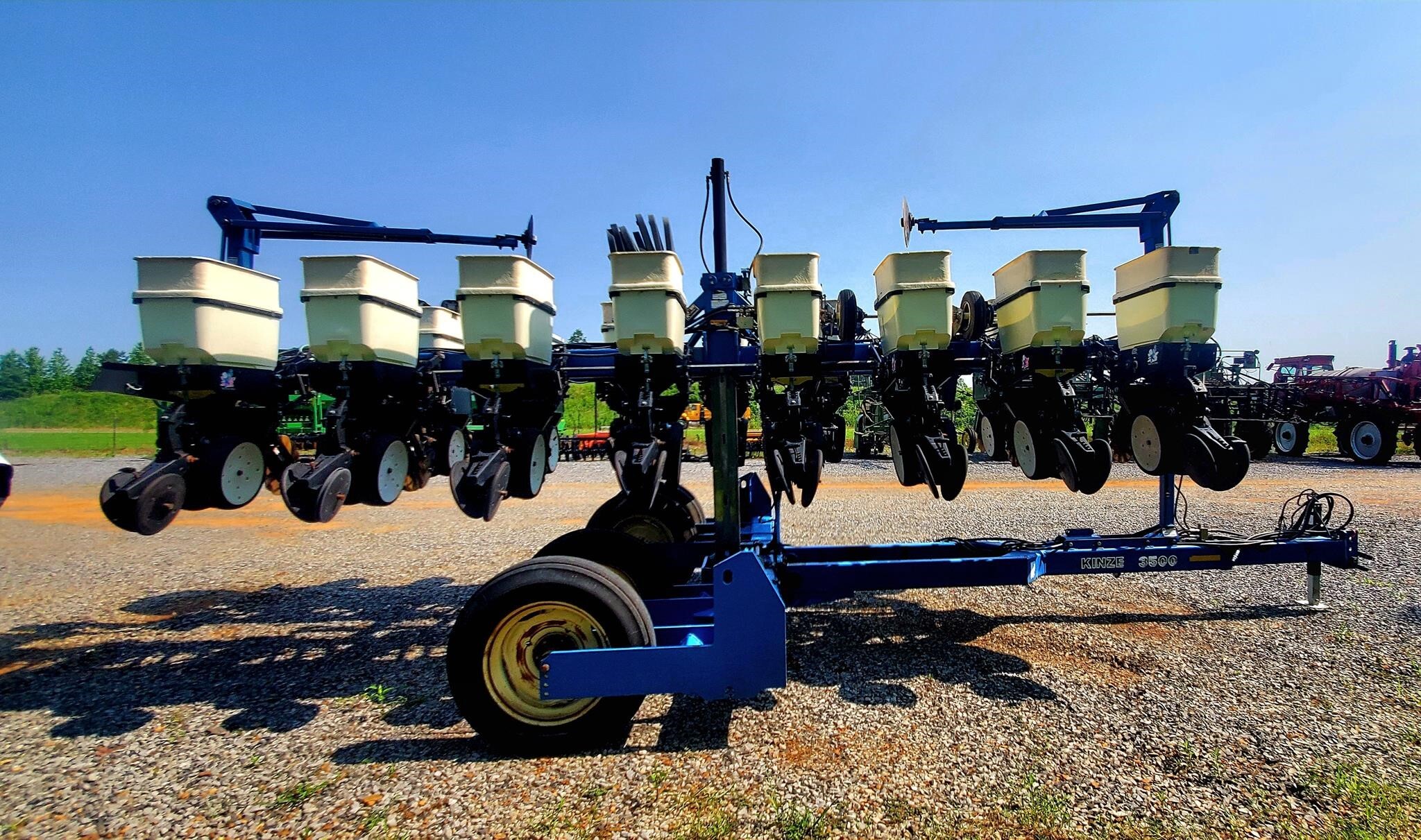 2002 Kinze 3500 Planter