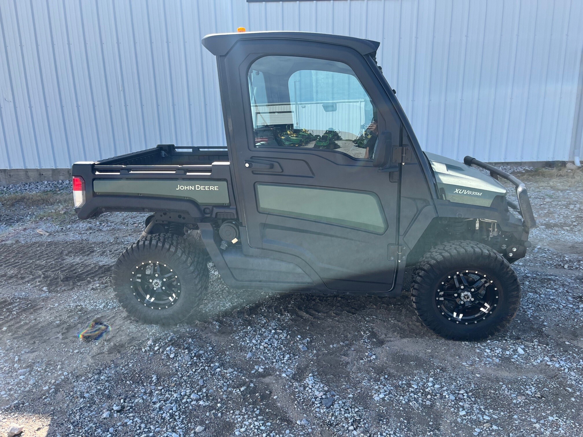 2024 John Deere XUV 835M ATVs and Utility Vehicle