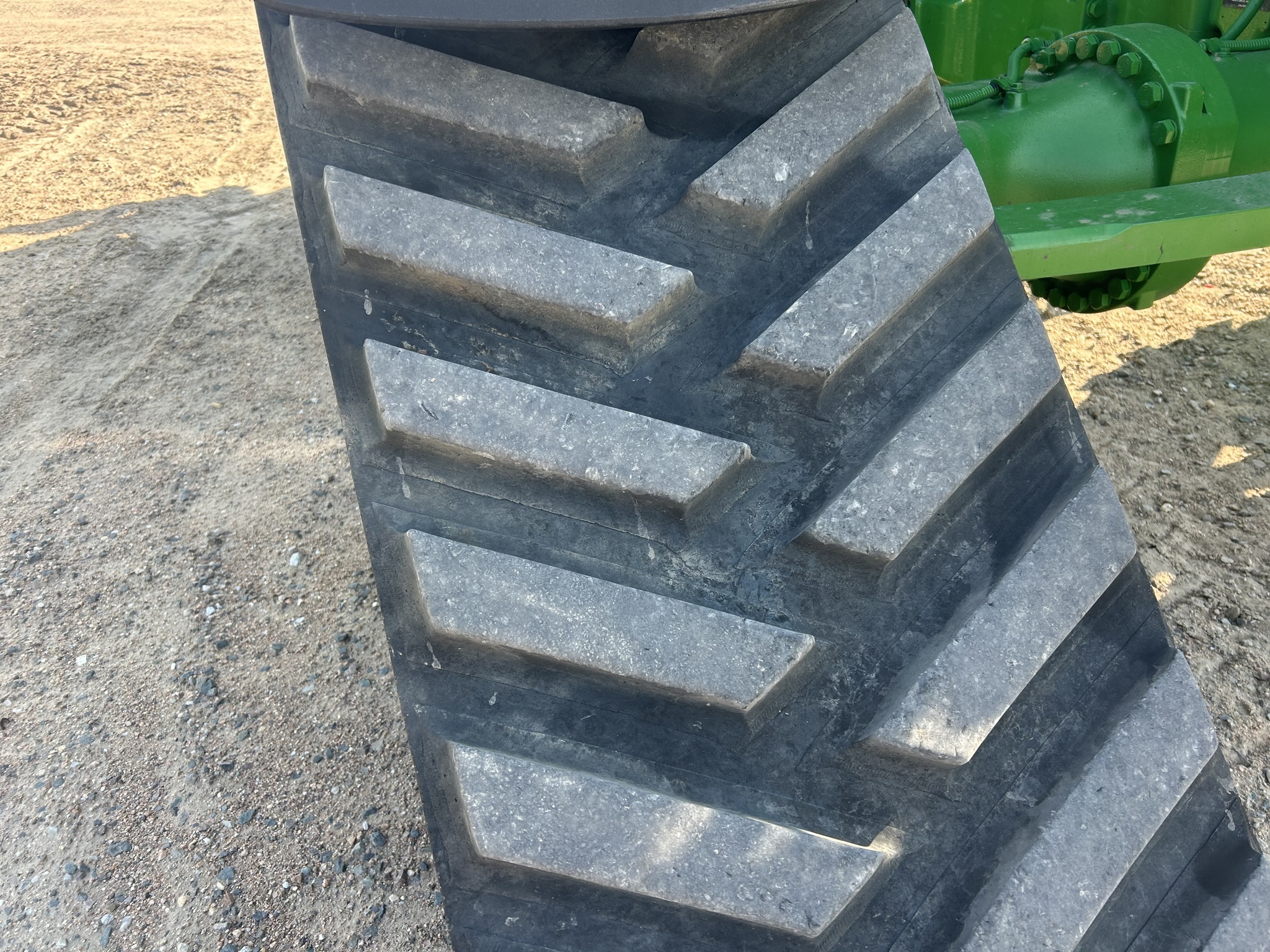 2023 John Deere 8RX 370 Tractor