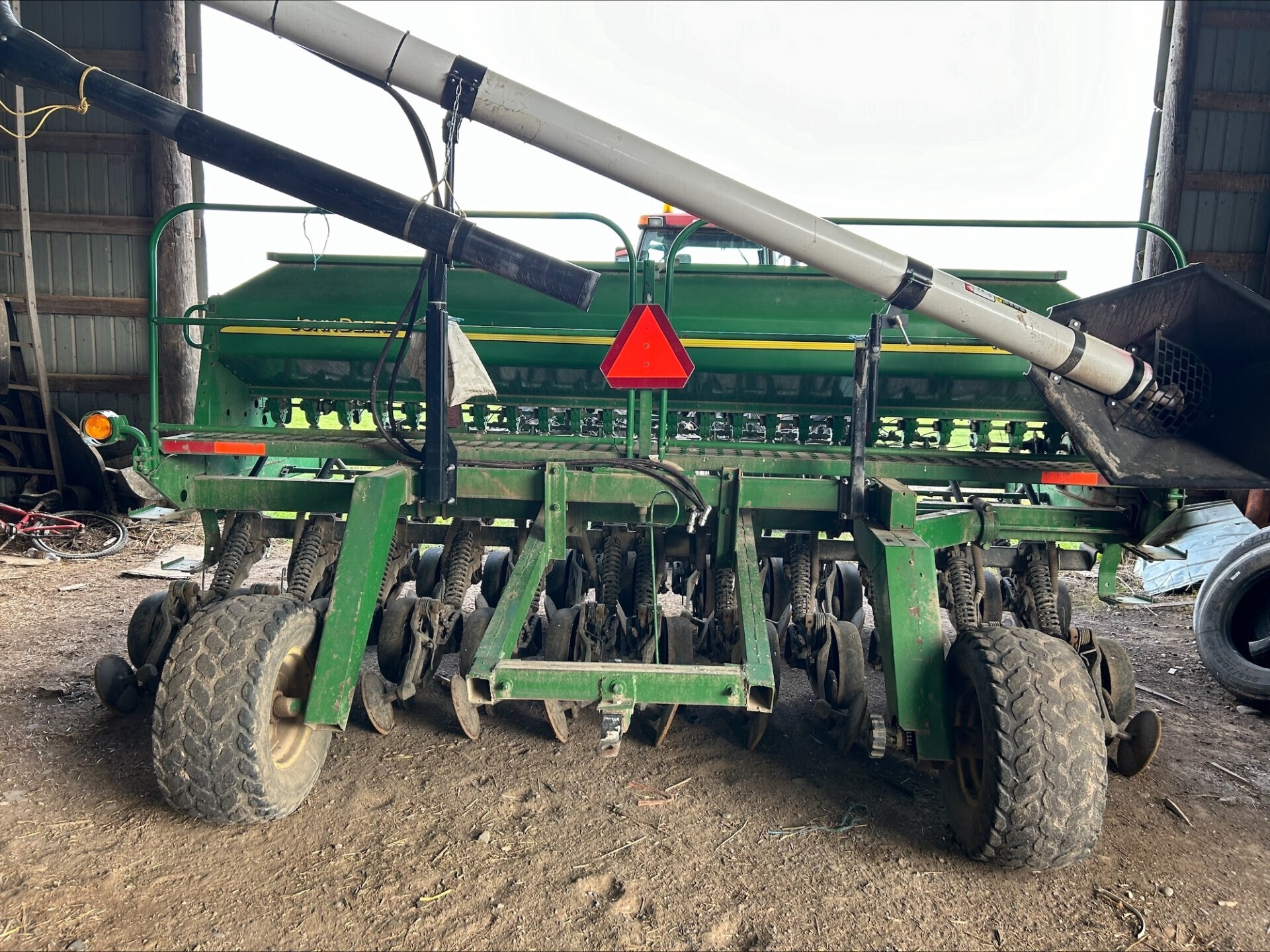 2006 John Deere 1590 Drill