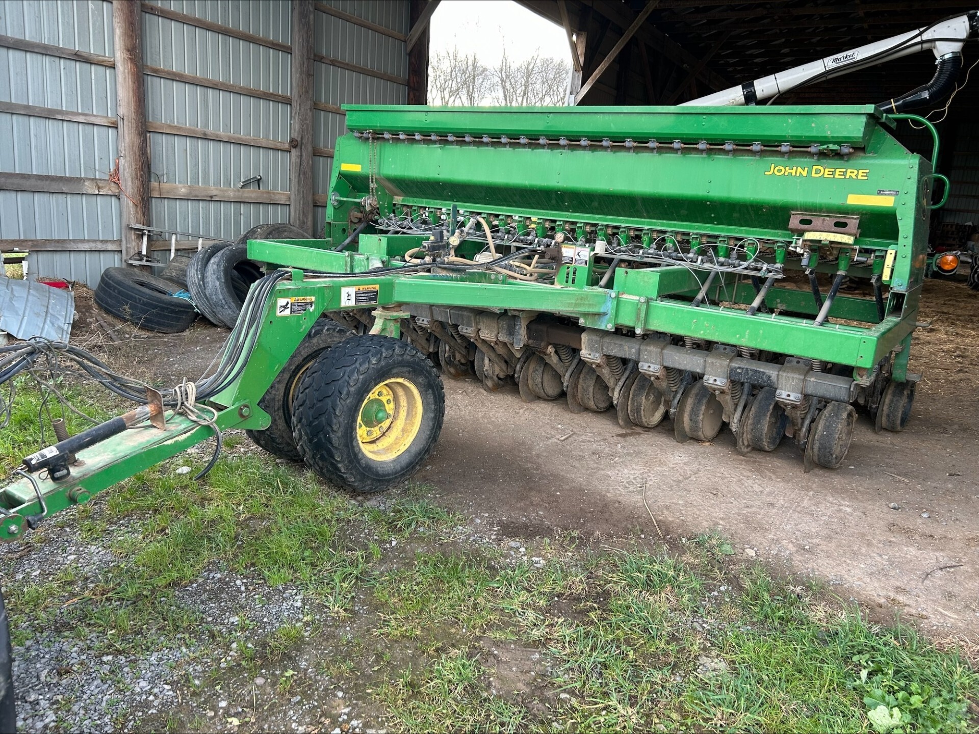 2006 John Deere 1590 Drill