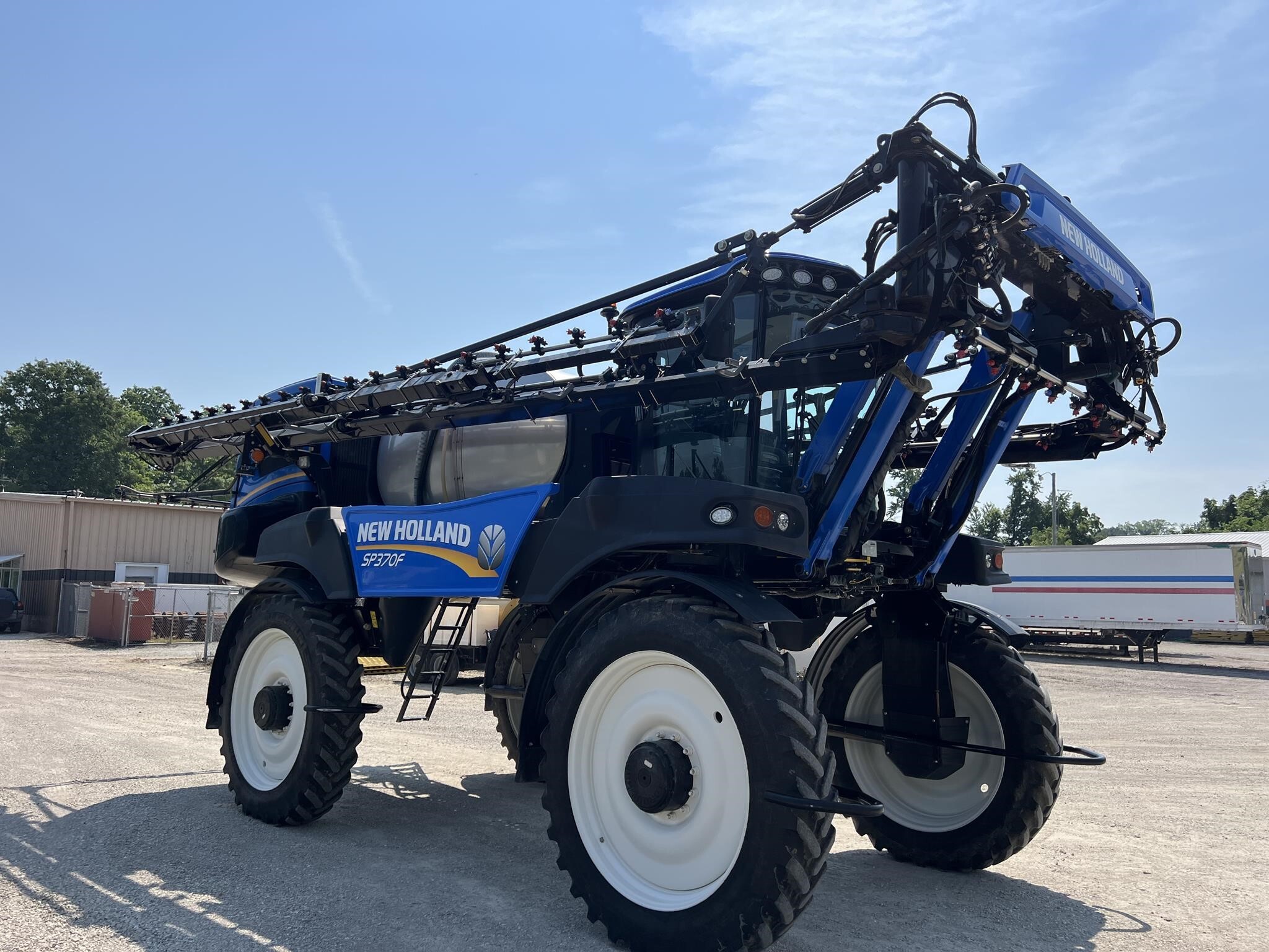 2021 New Holland SP370F Self-Propelled Sprayer