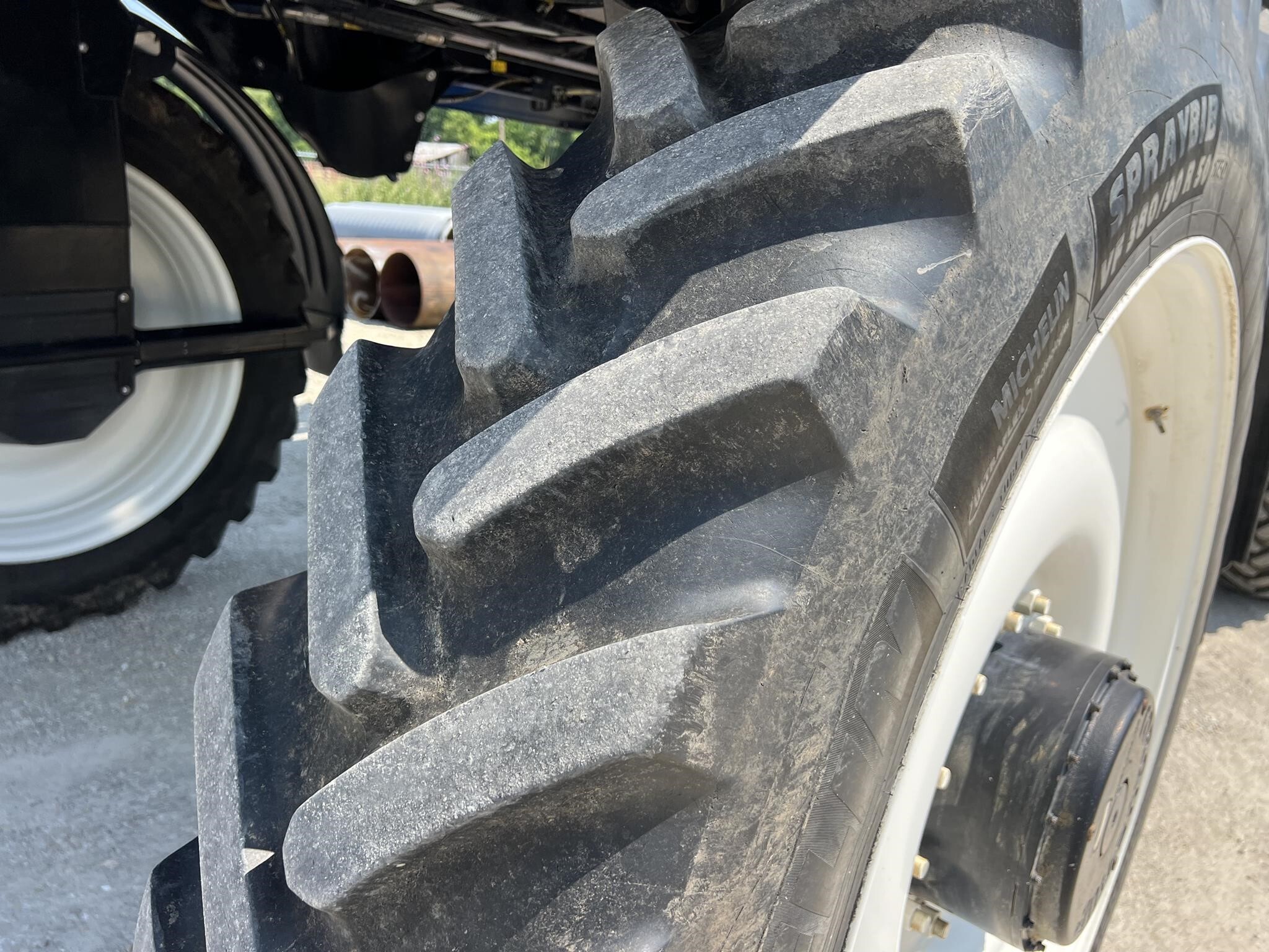 2021 New Holland SP370F Self-Propelled Sprayer