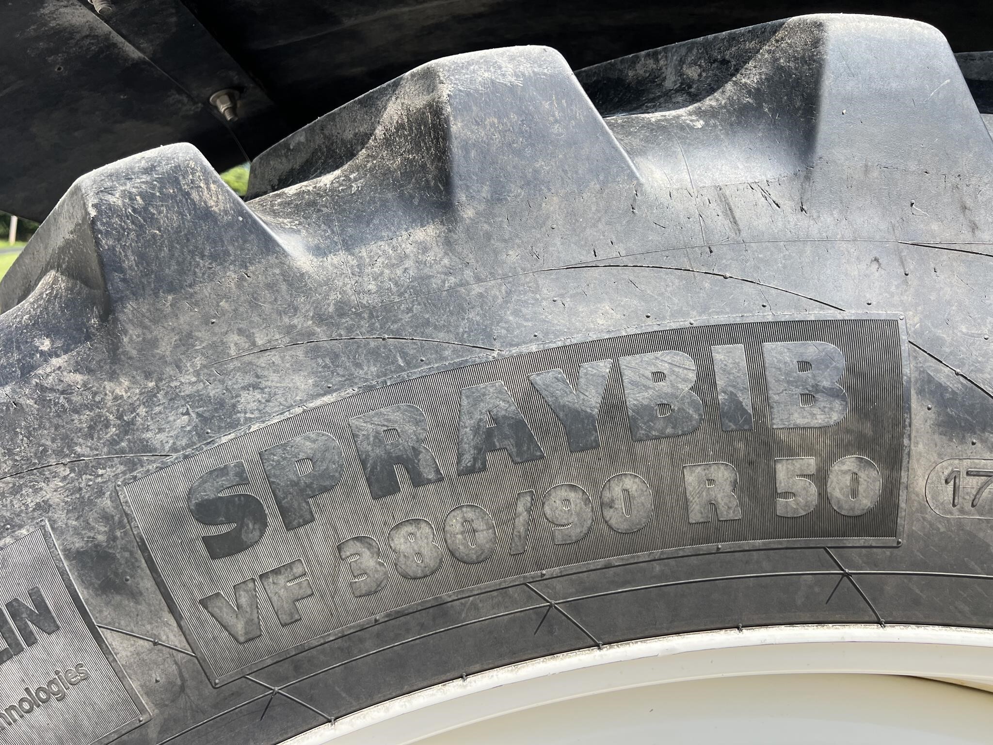 2021 New Holland SP370F Self-Propelled Sprayer