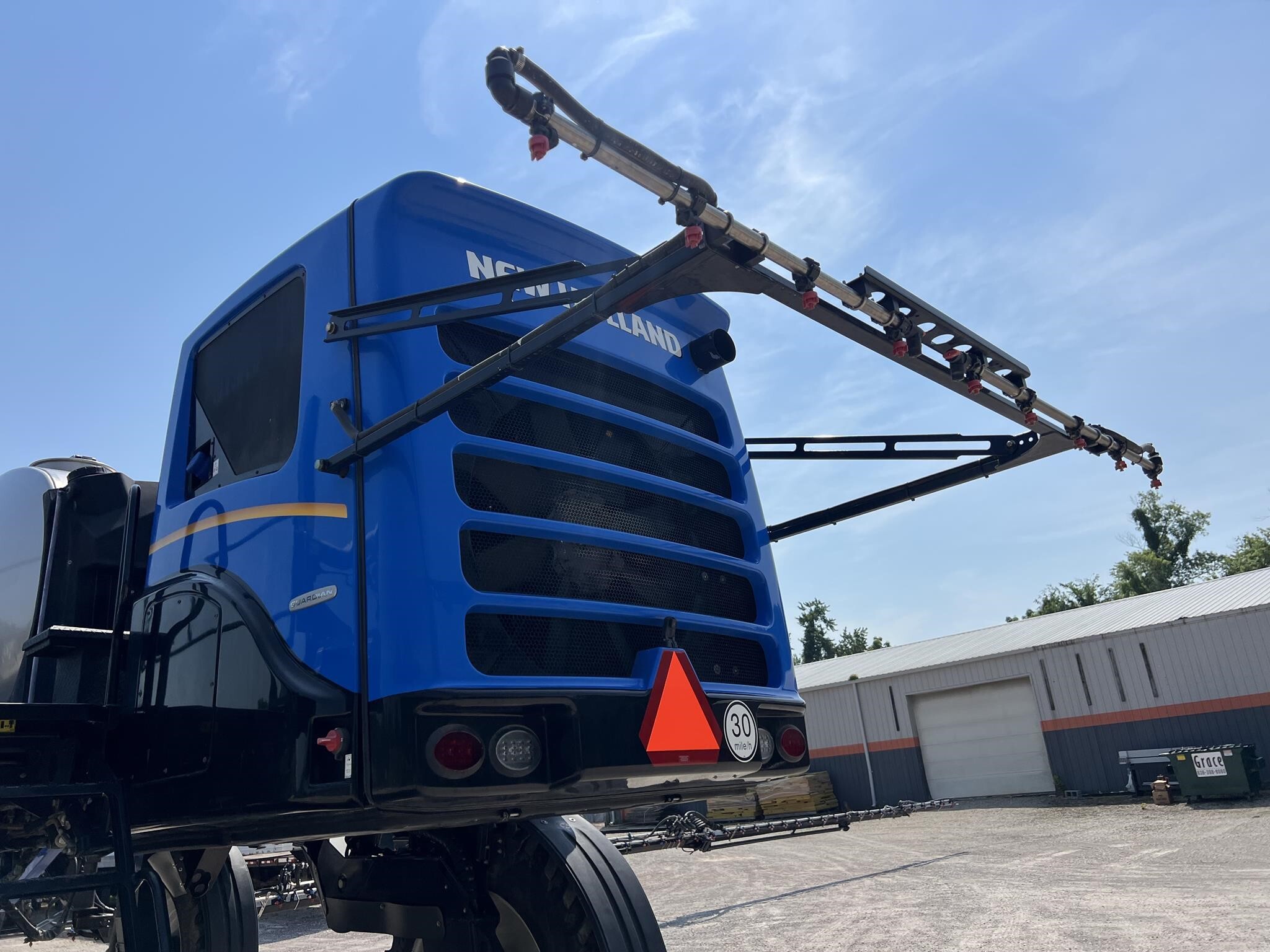 2021 New Holland SP370F Self-Propelled Sprayer