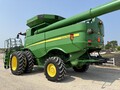 2013 John Deere S670 Combine