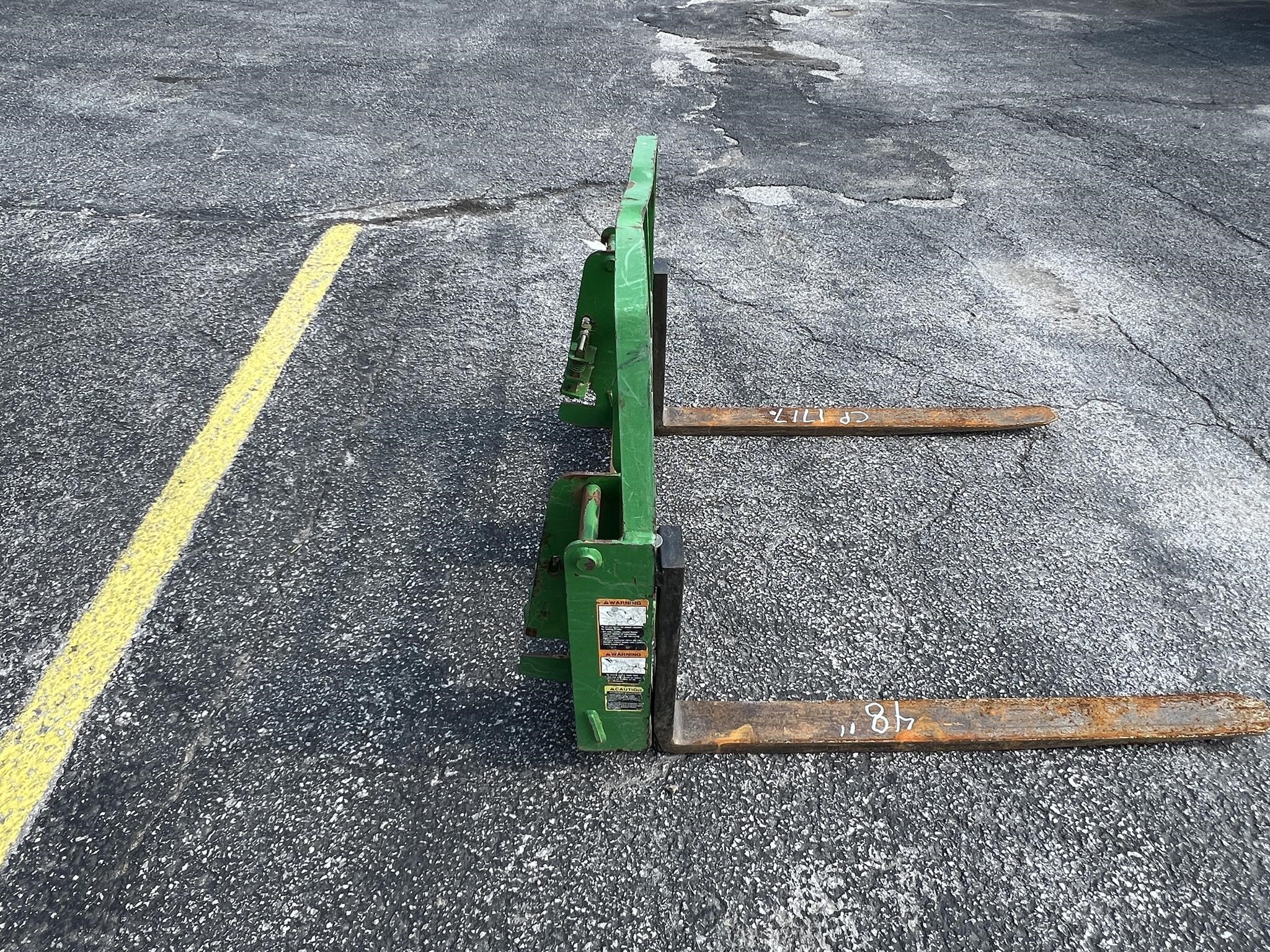  Frontier 5500 Loader and Skid Steer Attachment