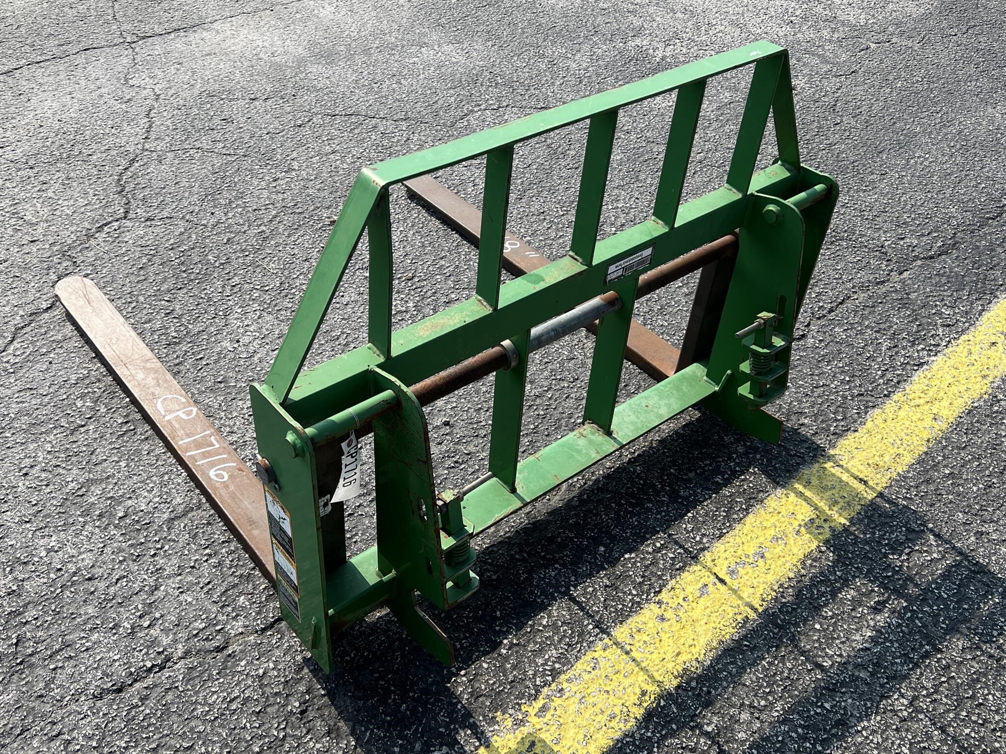  Frontier 5500 Loader and Skid Steer Attachment