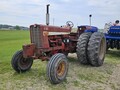  International Harvester 856 Tractor