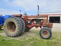  International Harvester 856 Tractor