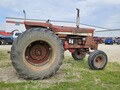  International Harvester 856 Tractor