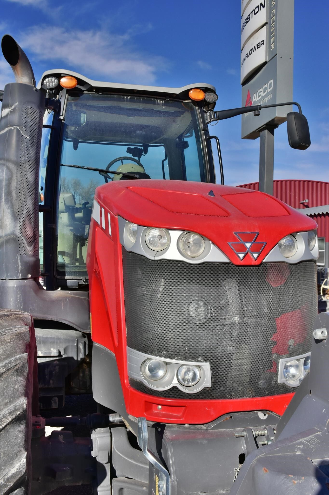 2012 Massey Ferguson 8680 Tractor